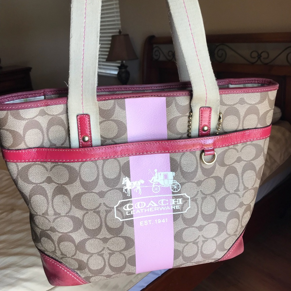 Coach Shoulder Bag